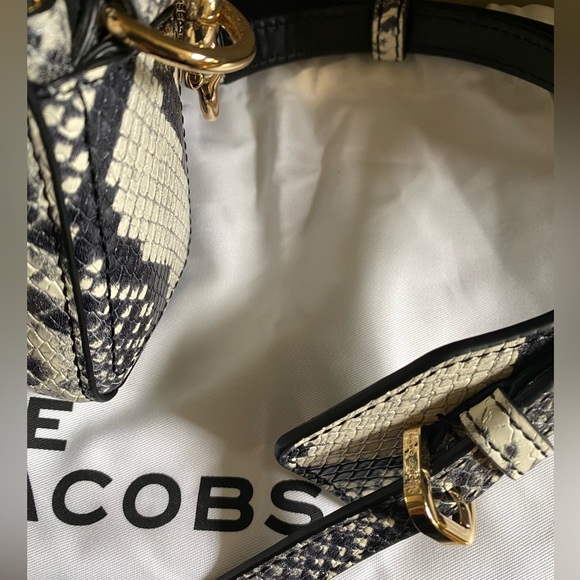 Marc Jacobs python embossed crossbody - Picture 9 of 13